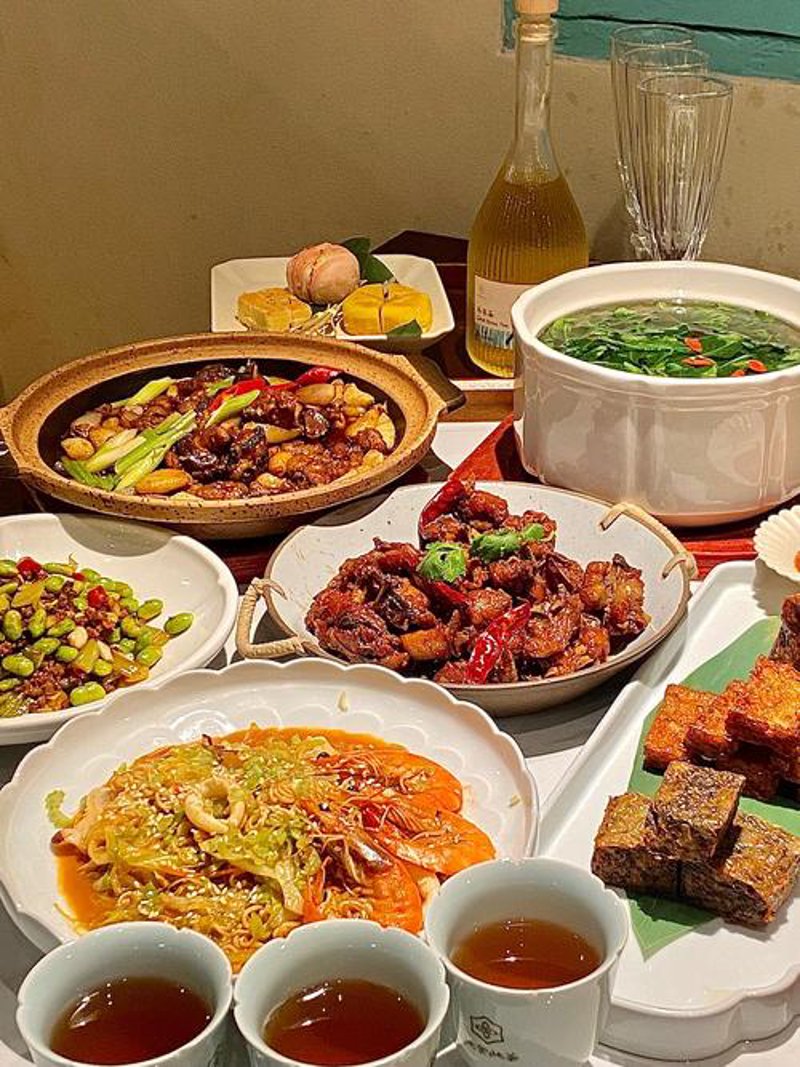南京餐饮管理:城市味蕾的新坐标
